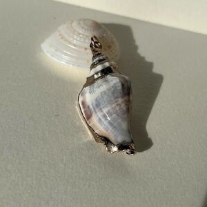 Gold Tone Wrapped Shell Pendant